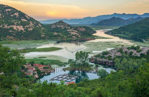 Karuc House | "Paradise Lake House" at National Park Skadar Lake