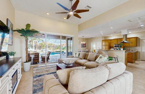 Burnt Store Isles House | Paradise Palms of the Florida Gulf