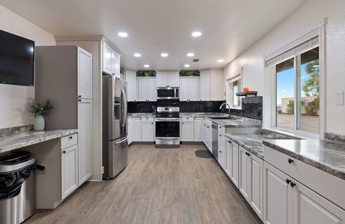 San Miguel House | Paradise with a view! Plenty of room for all!