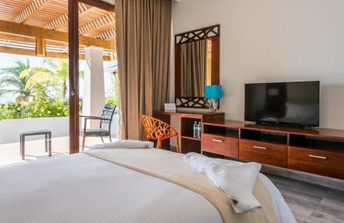 Omoa Hotel | Paraiso Rainforest and Beach Hotel
