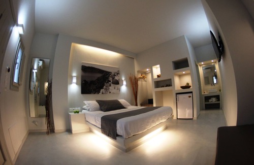 Perissa House | Paralia Diamond Villa