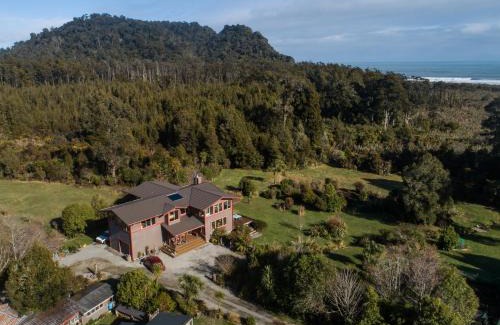 Kakapotahi Cabin | Paramata Lodge