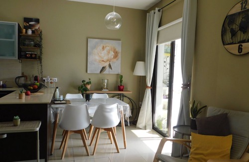 Tersefanou Apartment | Paramount Gardens Resorts C202