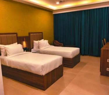 Mannarkkad Hotel | Parays Fernwoods