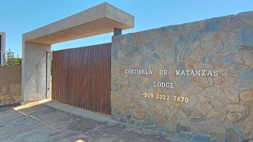 Matanzas House | Parcela PLANA con Casa Vista al Mar y Valle, WIFI, TV CABLE, UBICACIÓN PRIVILEGIADA, Portón Automático, PRIVADA