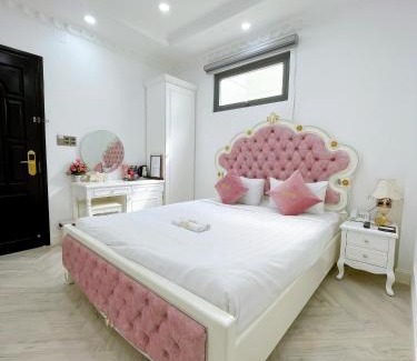 Vinh Long Hotel | Paris Hotel & Cafe