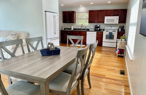 Andersonville House | Park Place Retreat at Norris Lake close to boat launch and lakefront park