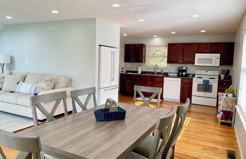 Andersonville House | Park Place Retreat at Norris Lake close to boat launch and lakefront park