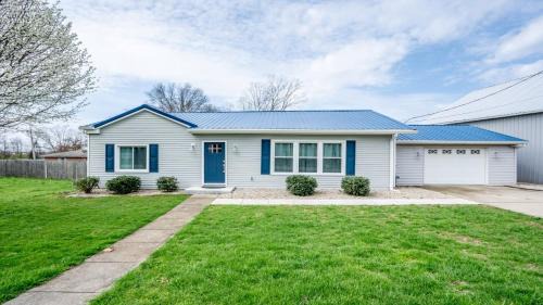 Dry Ridge House | Park Place with space, 10 minutes to Ark