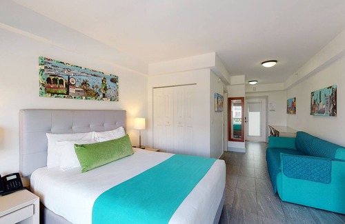 North Beach Hotel | Park Royal Miami Beach
