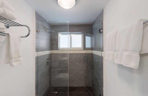 North Beach Hotel | Park Royal Miami Beach