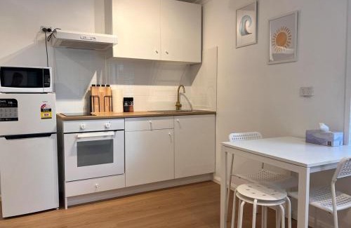 Central Coast Apartment | Park View Guest suite A