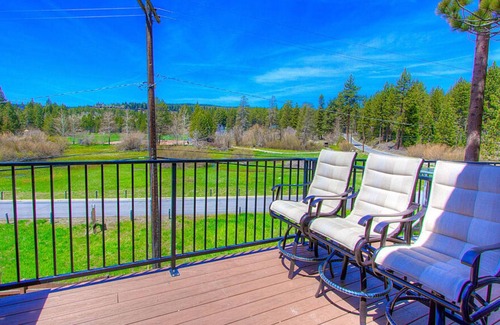 Lake Forest Condo | Park View Paradise by Lake Tahoe Accommodations