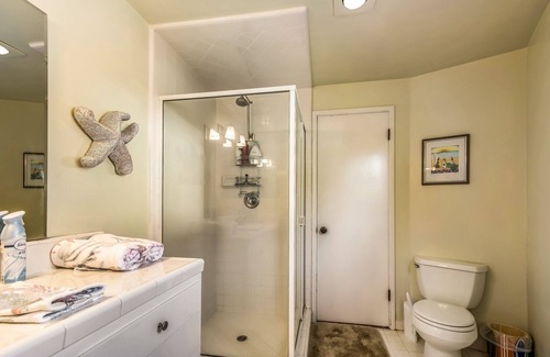 Aptos House | PARK YOUR CAR FOR A WEEK AND WALK TO THE BEACH!