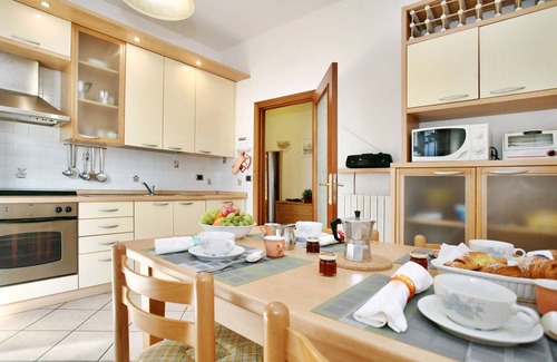 Scandicci Apartment | Parking, Wifi, A/C, Sat, comfortable family tourism in Florence and Tuscany
