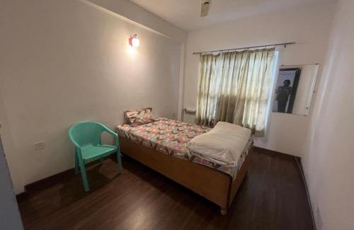 Faridabad Apartment | Parkland 4BHK independent floor