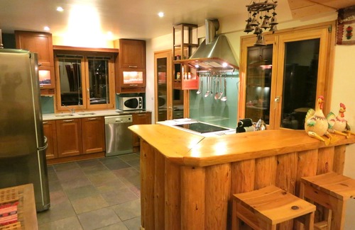 Saint-Jean-dʼAulps Apartment | Part of chalet 10 people 6 km from Morzine Avoriaz Spa Sauna Fireplace