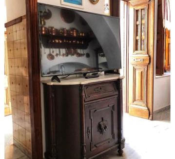 Aperathos House | Partarolos Traditional House