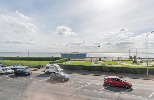 Southend-on-Sea House | Pass the Keys 4-Bedroom Seafront House in Southend Sea Views