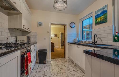 Market Drayton House | Pass the Keys Charming Victorian Hidden Gem
