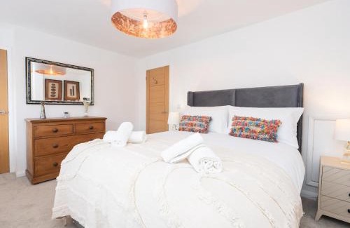 Bath House | Pass the Keys Fabulous 2 bedroom house in a central location