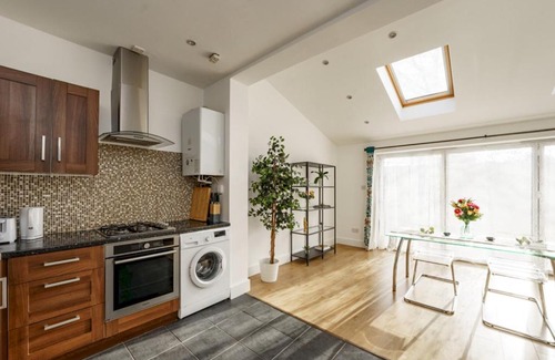 Brent Apartment | Pass the Keys Northwick Park Beautiful 2Bed Apartment
