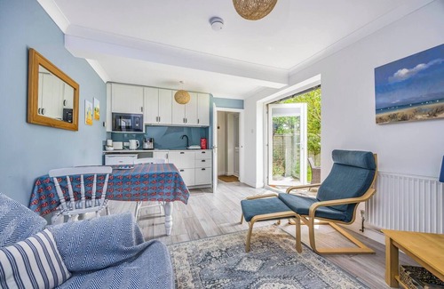 West Wittering House | Pass the Keys | Walk to West Wittering Beach