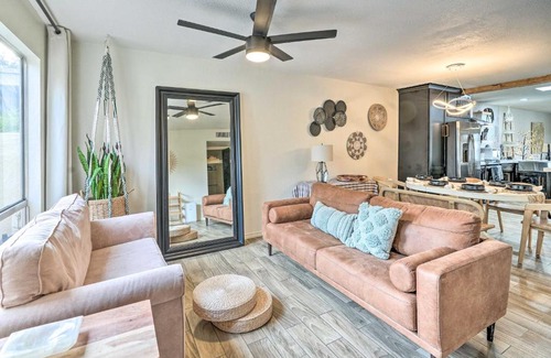 Litchfield Park House | Patio and Workspace Litchfield Park Vacation Rental