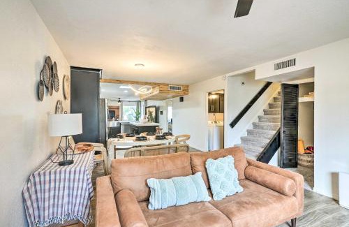 Litchfield Park House | Patio and Workspace Litchfield Park Vacation Rental