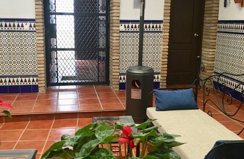 La Catedral House | Patio de la Plateria