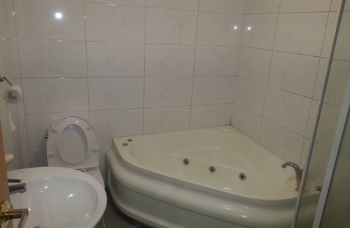 Geoje Hotel | Pattaya Motel