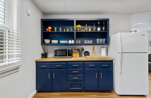 East End Apartment | Pattison's Peaceful Retreat