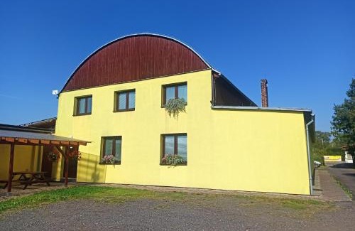 Zdar House | Pavilon v ráji