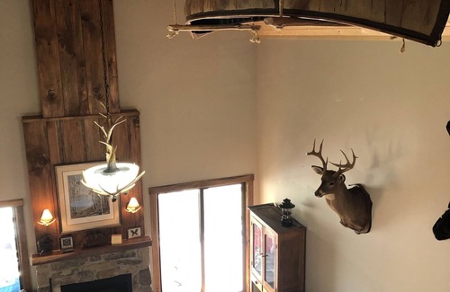 Monroe House | Peace and calm in the foothills of The Blue Ridge Mountains.