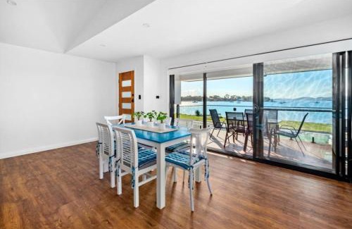 Tanilba Bay House | Peace In Paradise near Nelson Bay- waterviews, spa, adventures