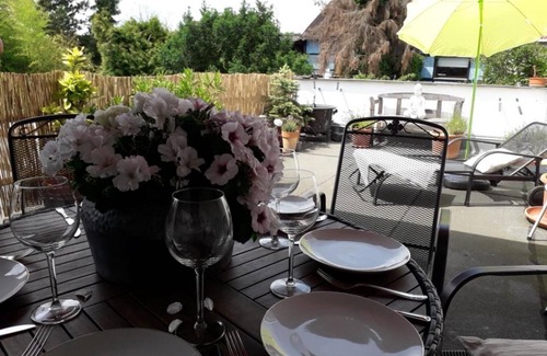 Neuwied Apartment | Peaceful Apartment "Beletage" Close to Centre with Terrace & Wi-Fi