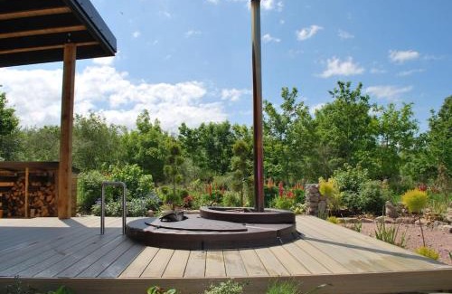 Balloch Villa | Peaceful Bothy Retreat