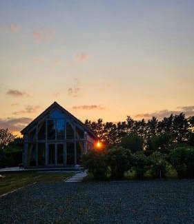 Muchelney House | Peaceful Cabin Nature Getaway in Othery