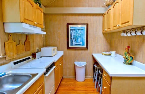 Canton Cabin | Peaceful Getaway w/Spa WIFI recently added!