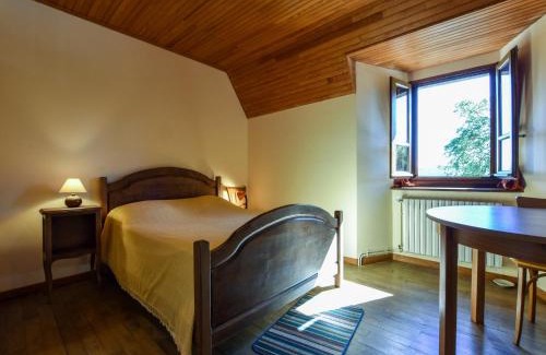 Neuveglise-sur-Truyere House | Peaceful Mountain Retreat