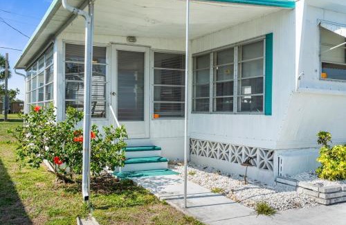 Laurel House | Peaceful Nokomis Escape 5 Mins to Beach 55
