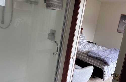 Omokoroa Bed & Breakfast | Peaceful Ōmokoroa Studio Unit — close to Omokoroa Golf Course