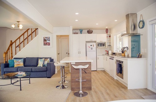 Pauanui Cottage | Peaceful Pauanui - Pauanui Holiday Home