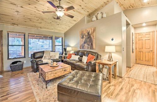 Show Low House | Peaceful Pines Cabin about 3 Mi to Fool Hollow Lake!