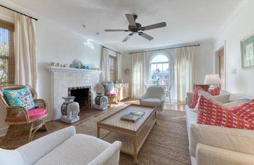 Southland Park Villa | Peaceful Pink Orchid Beach House! Huge Pool!