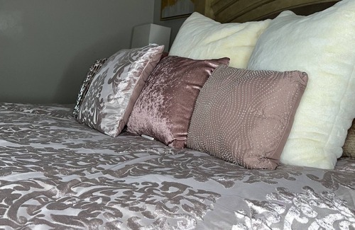 Glenn Heights House | Peaceful, serene home away from home 🌻