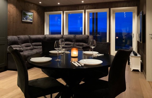 Kamben Apartment | Peaceful ski-in Mountain Residence w/stunning view