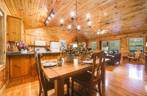 Waynesville House | Peaceful Smoky Mountain Cabin with Deck and Fire Pit!