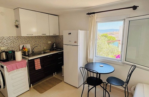 Bogazici Apartment | Peaceful Studio by the Beach in Bodrum