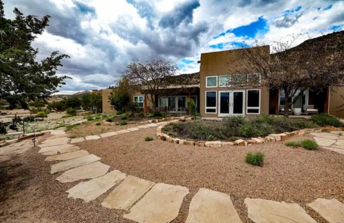 Ojo Caliente Apartment | Peaceful Suite in Desert Inn- Black Mesa King Room